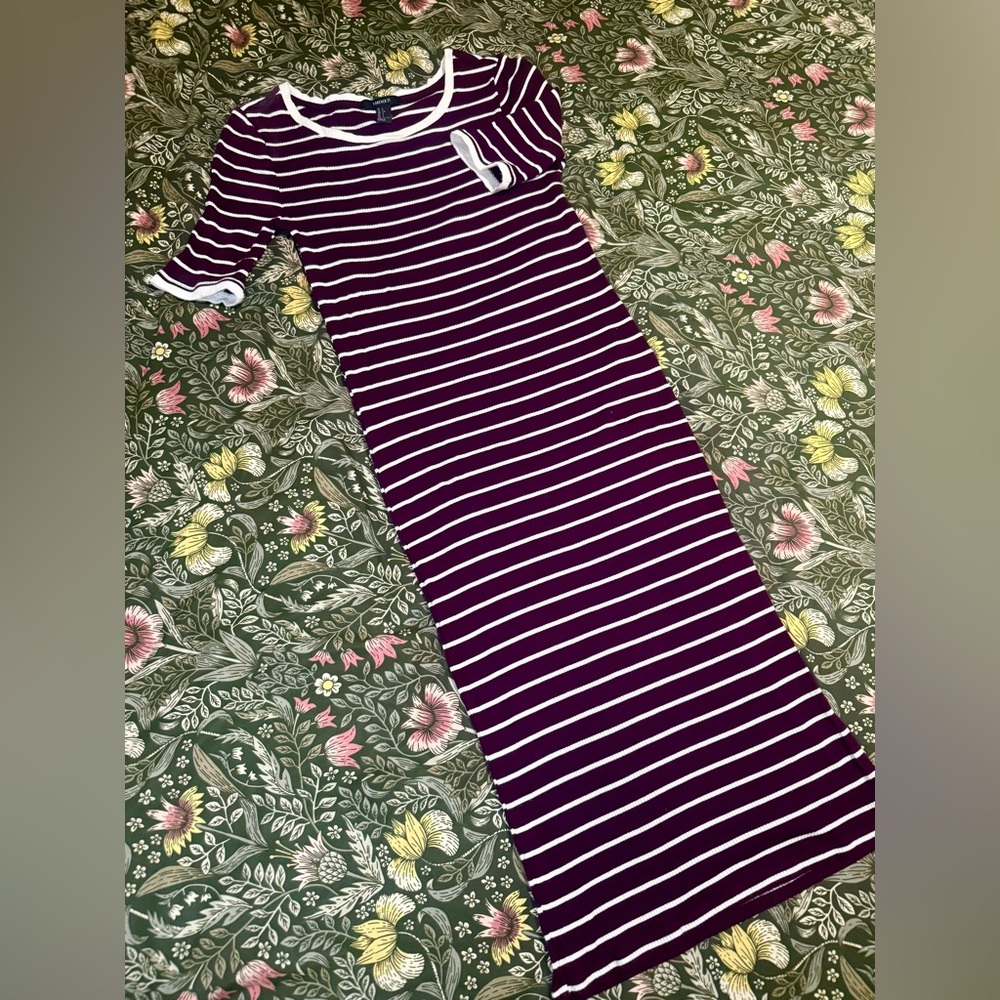 Forever 21 Short Sleeve Striped Dress in Maroon and White